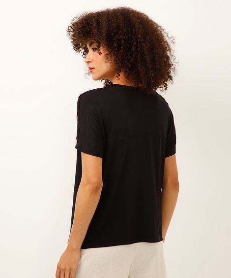 blusa de viscose manga curta com botões preta