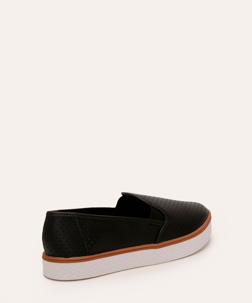 tênis slip on moleca preto
