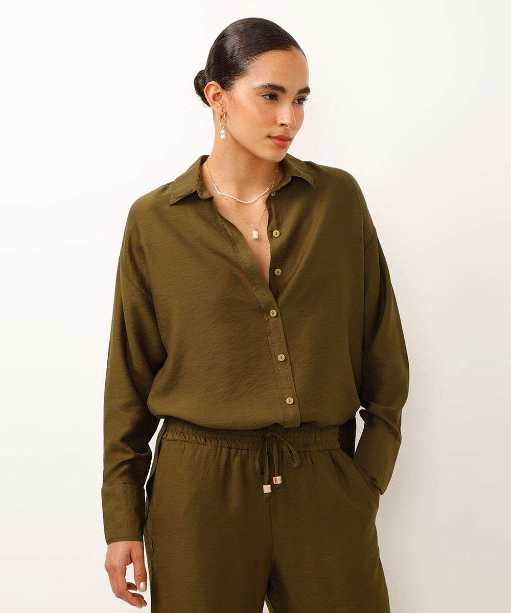 camisa oversized de viscose manga longa verde