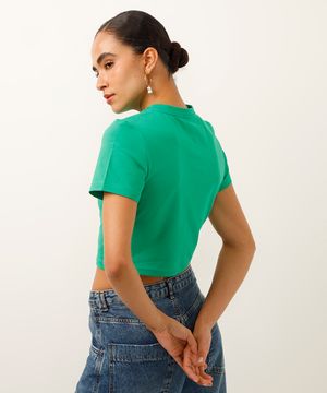 blusa básica baby look verde