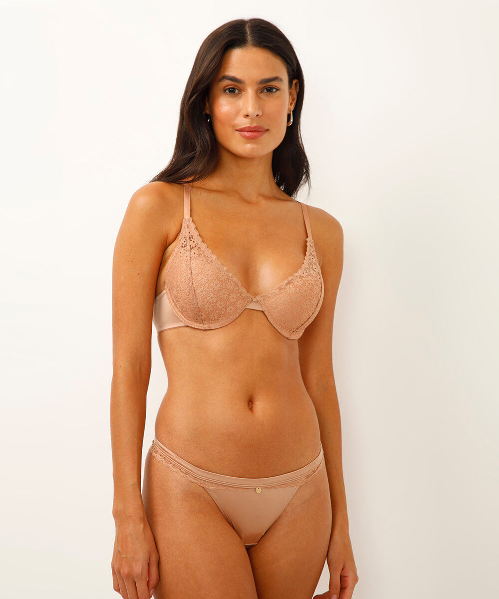 calcinha fio dental acetinada com renda bege