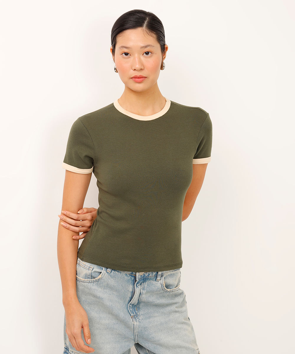 camiseta de algodão cropped bicolor verde