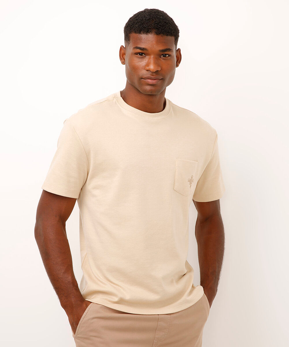camiseta relaxed de algodão bolso bordado bege