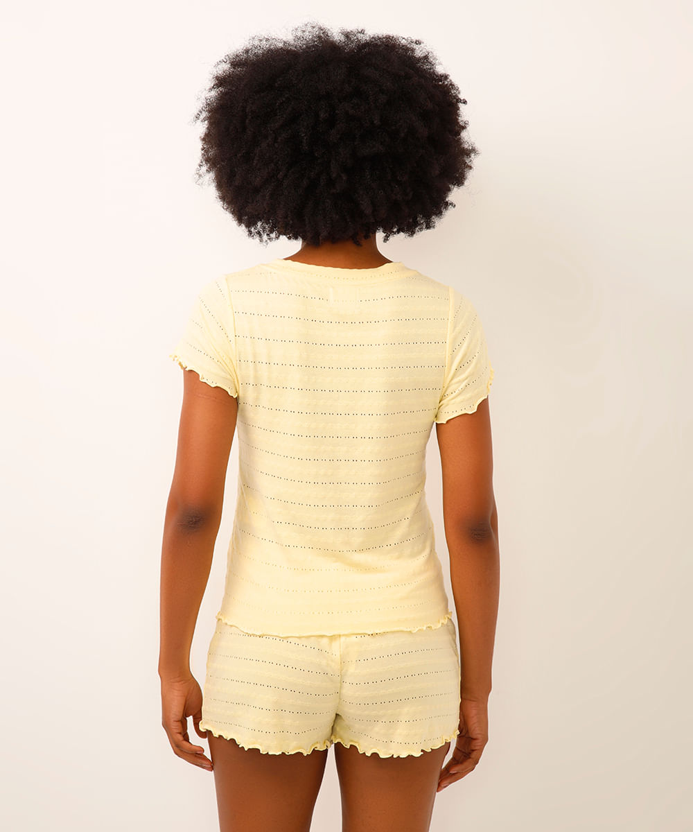 pijama short doll texturizado amarelo