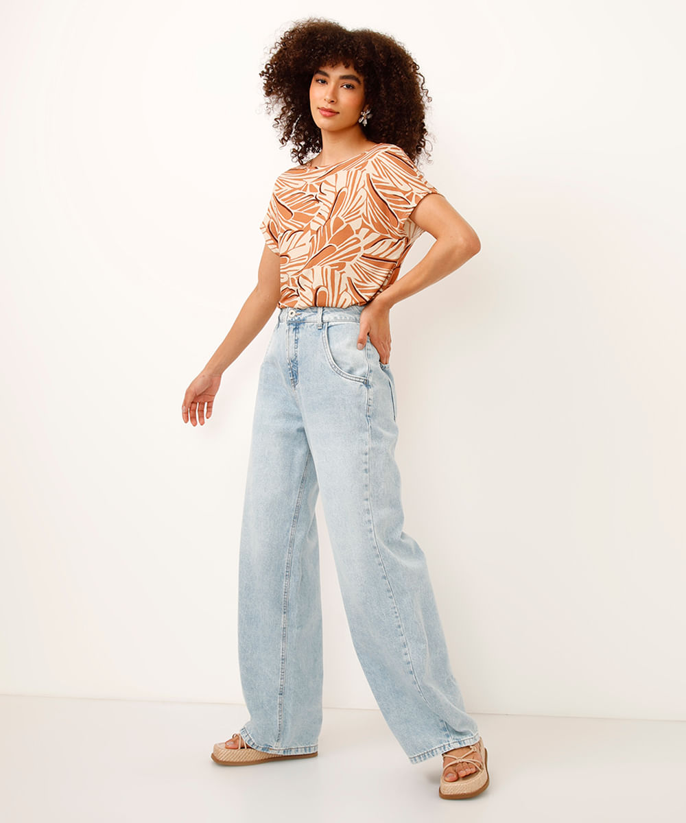 blusa de viscose decote canoa folhagem bege