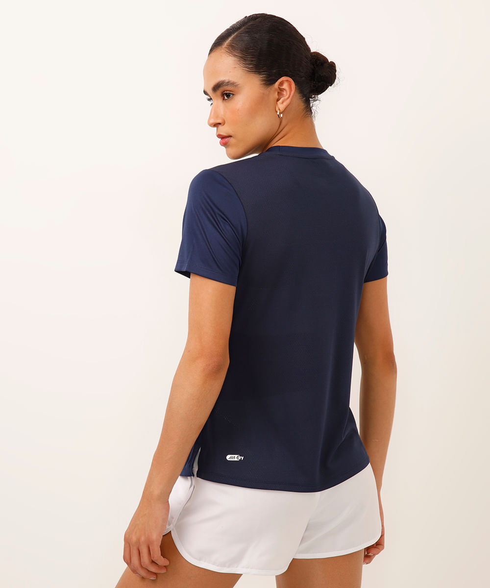blusa com reflexivo nos ombros esportiva azul