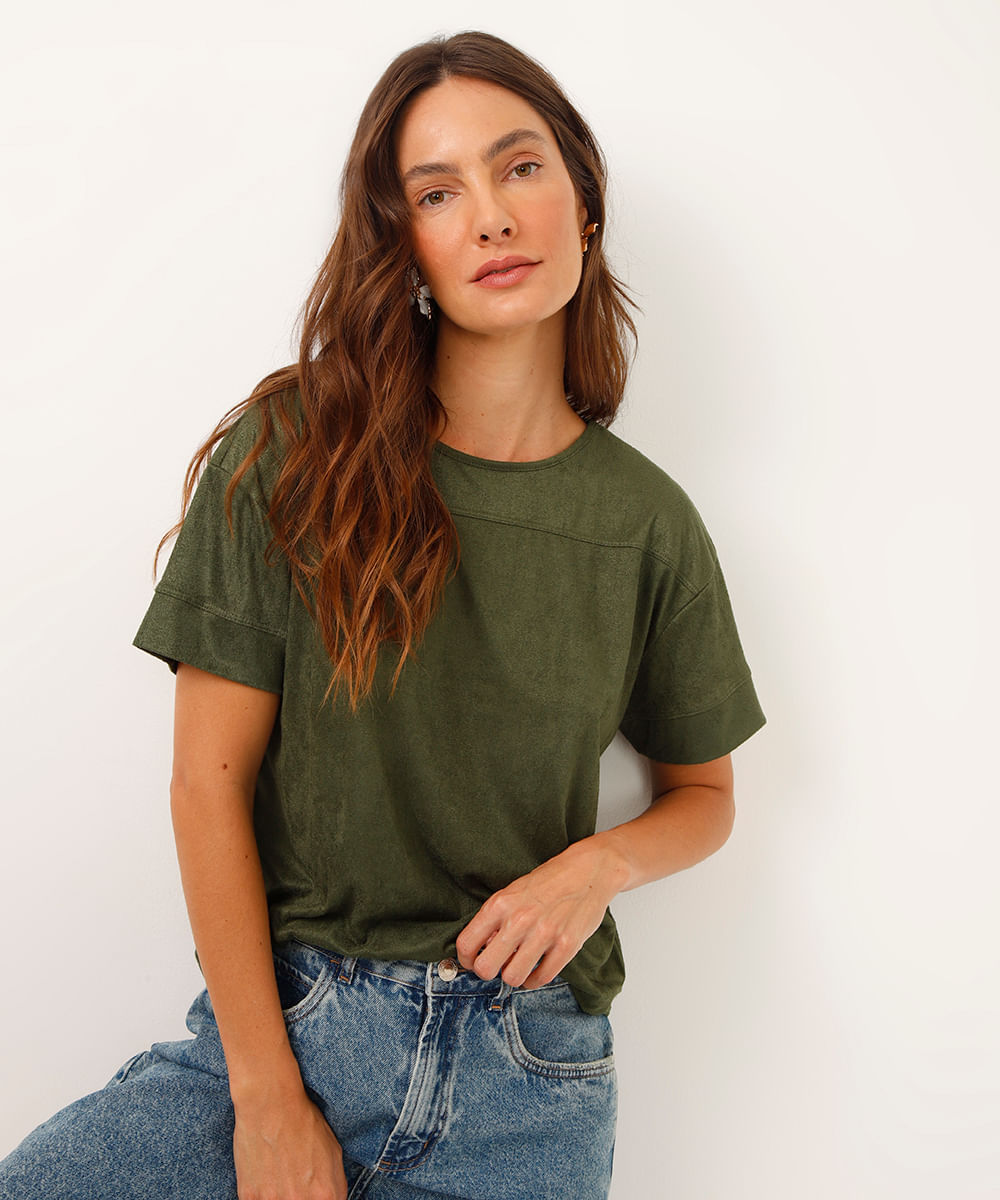 blusa de suede com recorte verde