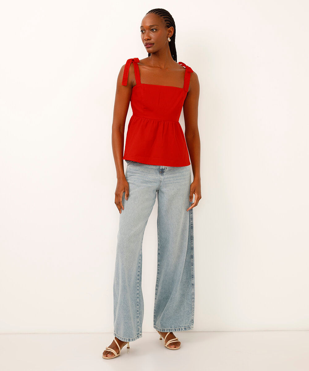 blusa de algodão evasê com amarração vermelha