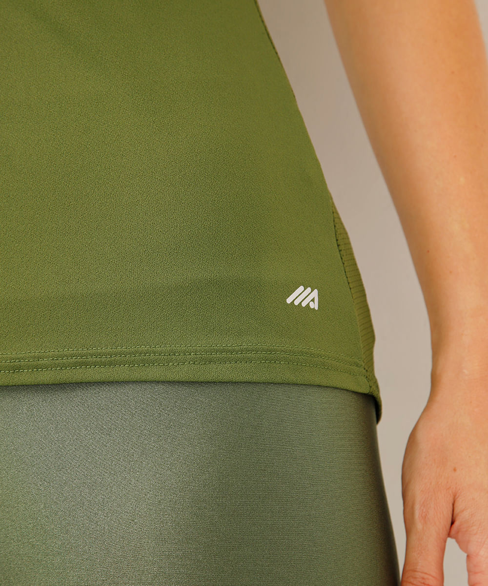 camiseta feminina esportiva com recorte manga curta verde