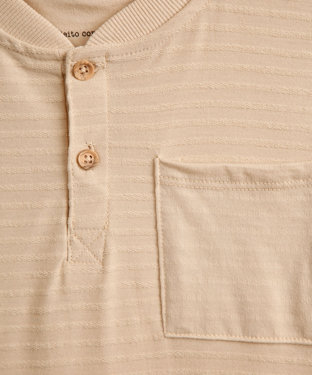 camiseta infantil texturizada gola portuguesa bege