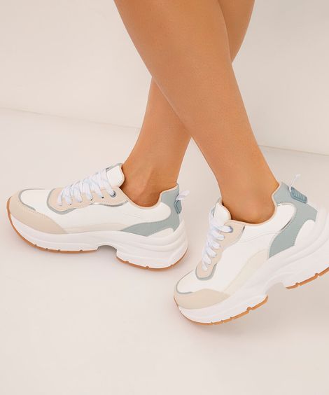 tênis casual com recortes branco