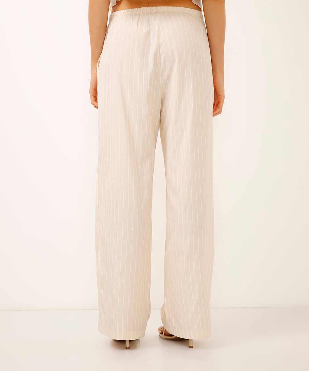 calça estilo pijama com bolsos listrada bege