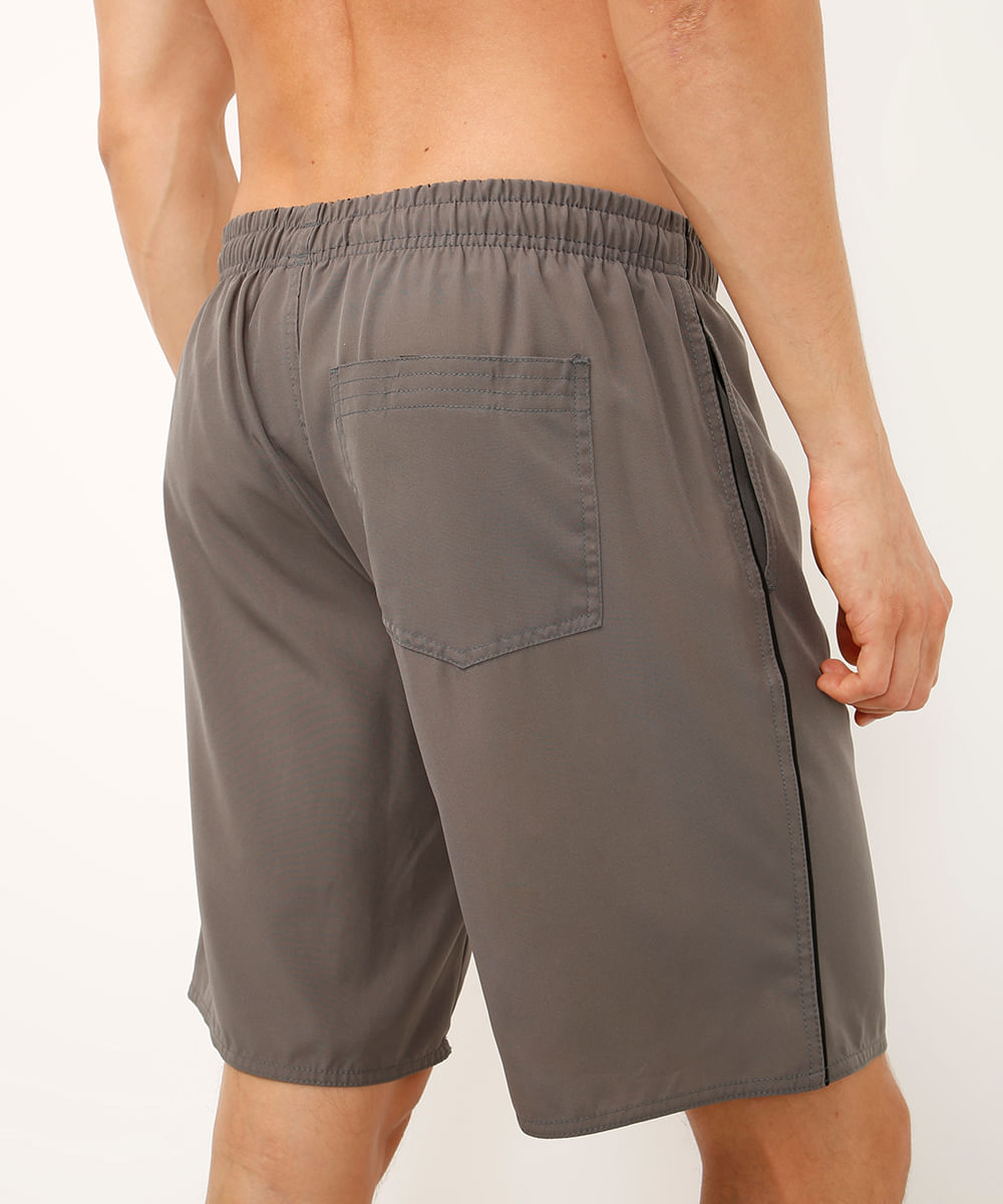 bermuda masculina com bolsos cinza