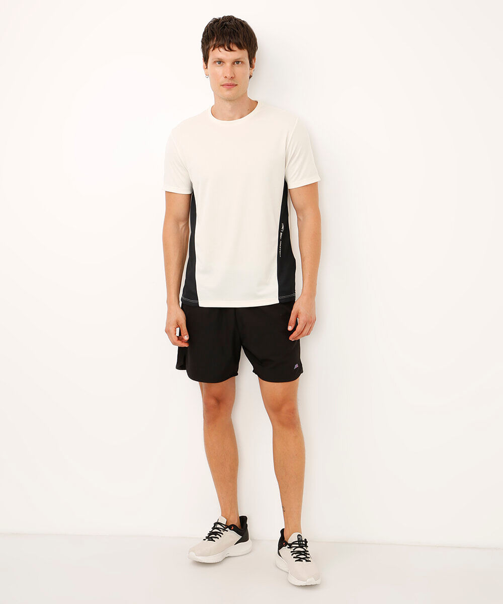 camiseta esportiva oversized cinza
