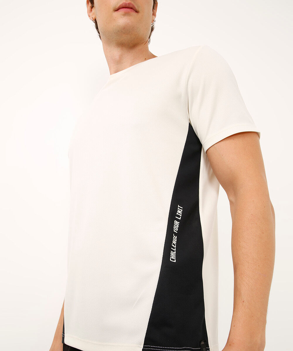 camiseta esportiva oversized cinza