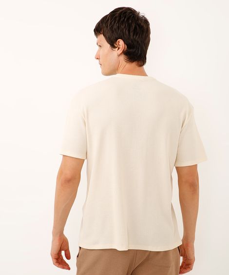 camiseta texturizada manga curta bege