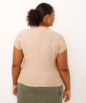 blusa de viscose gola alta manga japonesa plus size bege