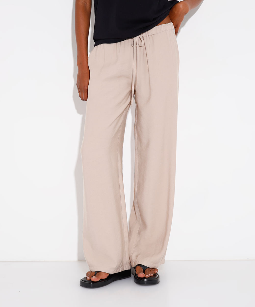 calça estilo pijama com bolsos mindset bege