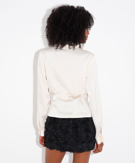 camisa de cetim acinturada com amarração mindset off white