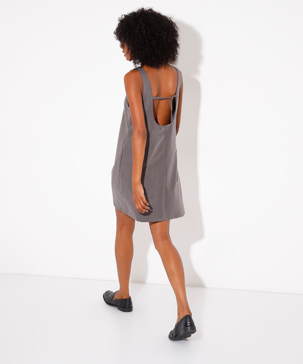 vestido curto com bolsos mindset cinza