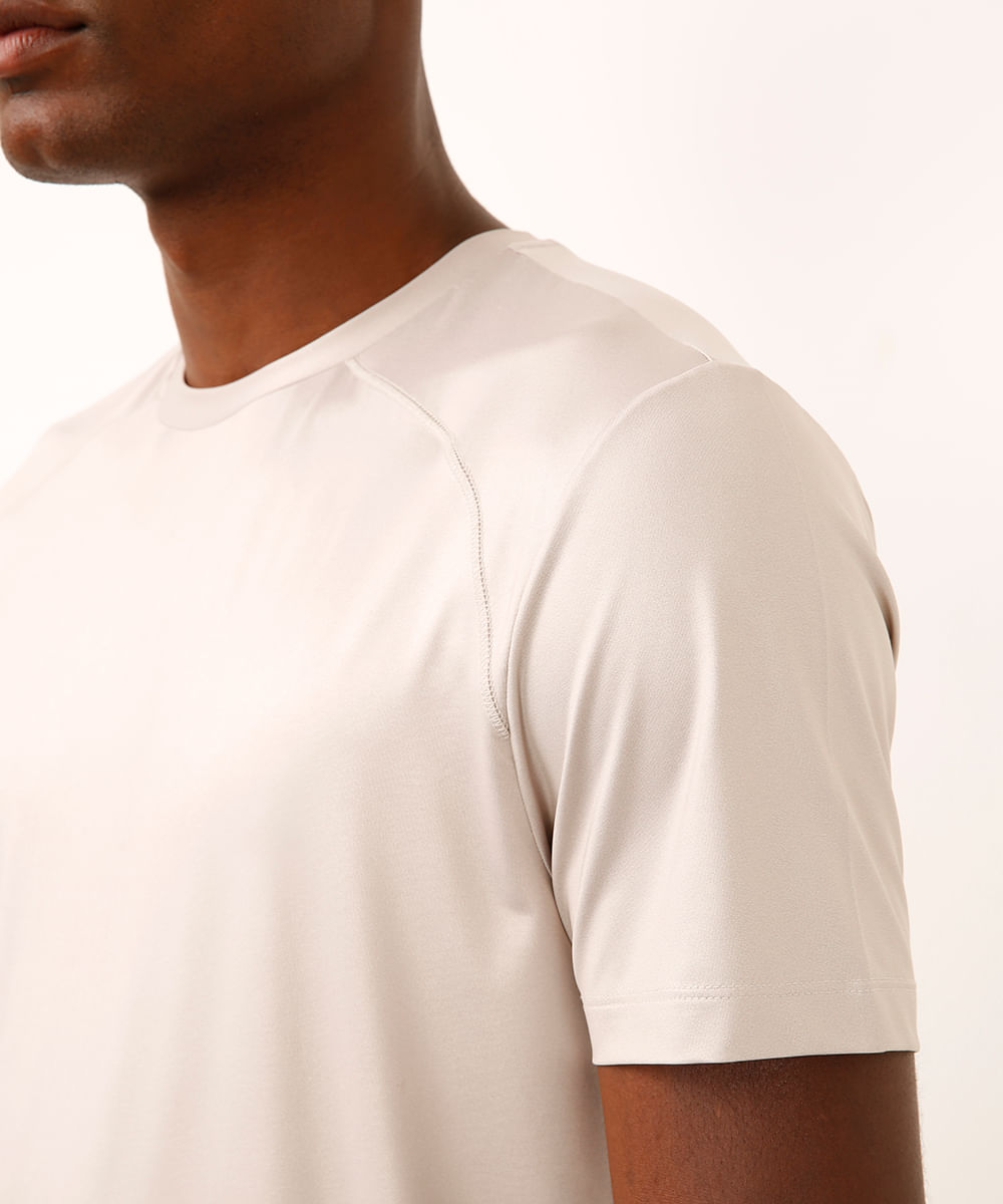 camiseta esportiva slim manga curta bege