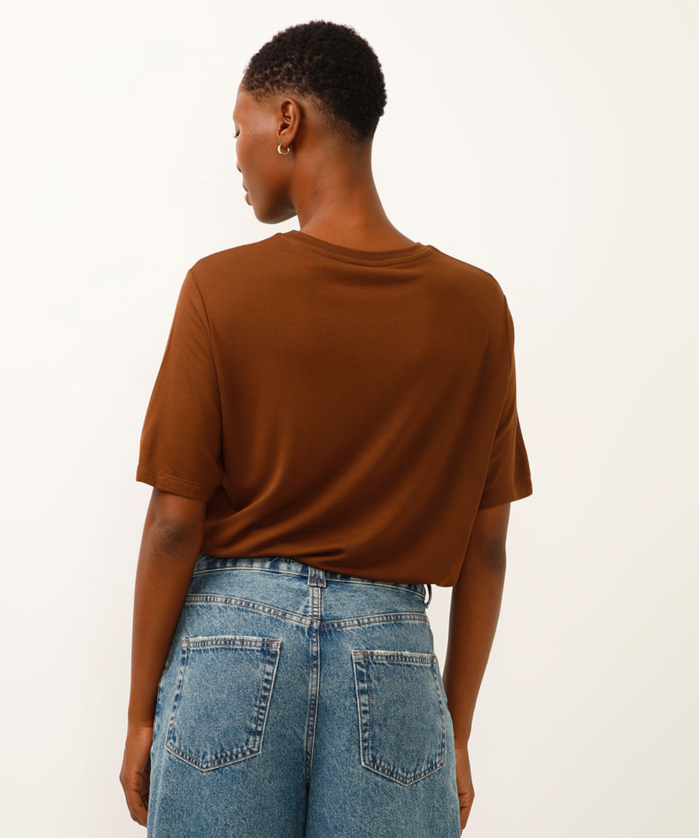 cropped de viscose com amarração snoopy marrom