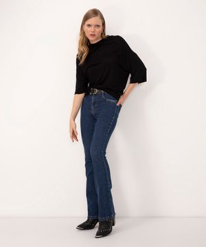 calça jeans flare cintura alta com bolsos sawary azul escuro