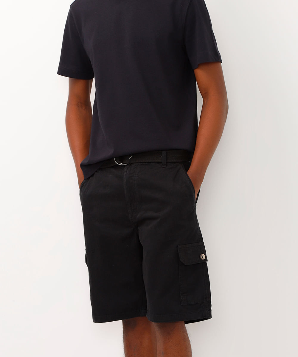 bermuda cargo de sarja com cinto preta