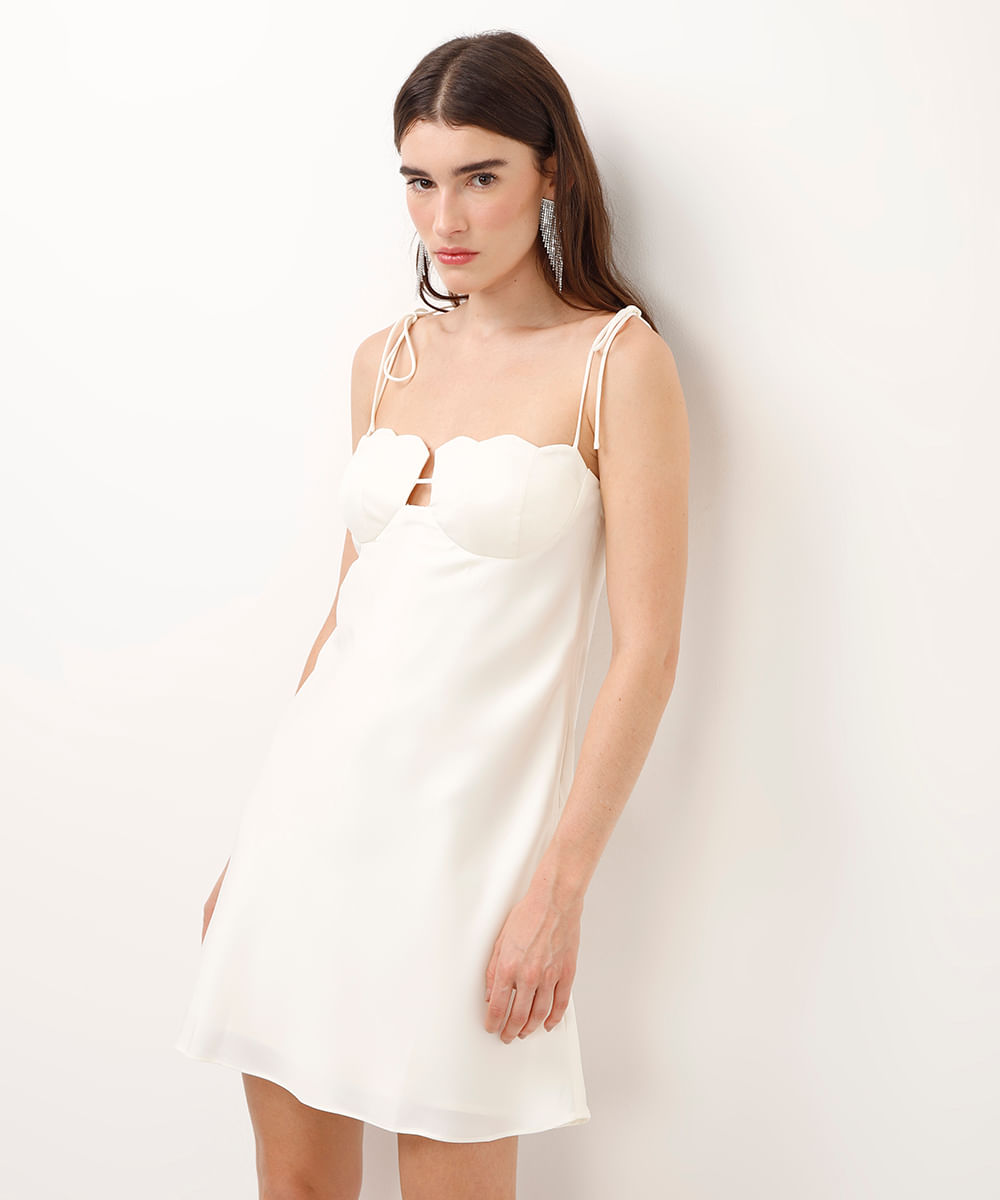vestido curto alça fina de cetim off white