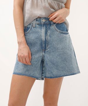 short mom jeans com brilhos azul