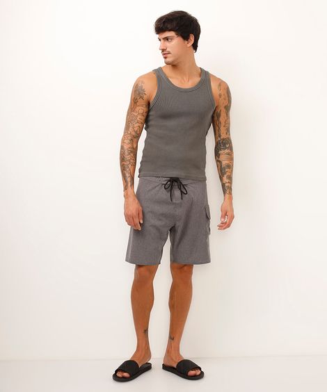 short boardshort com bolso cargo cinza
