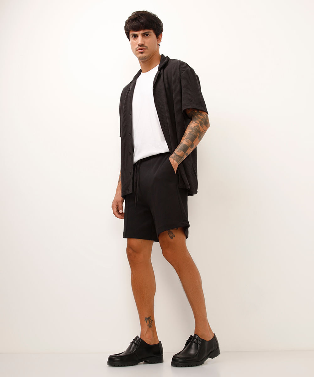 bermuda relaxed com bolso preta
