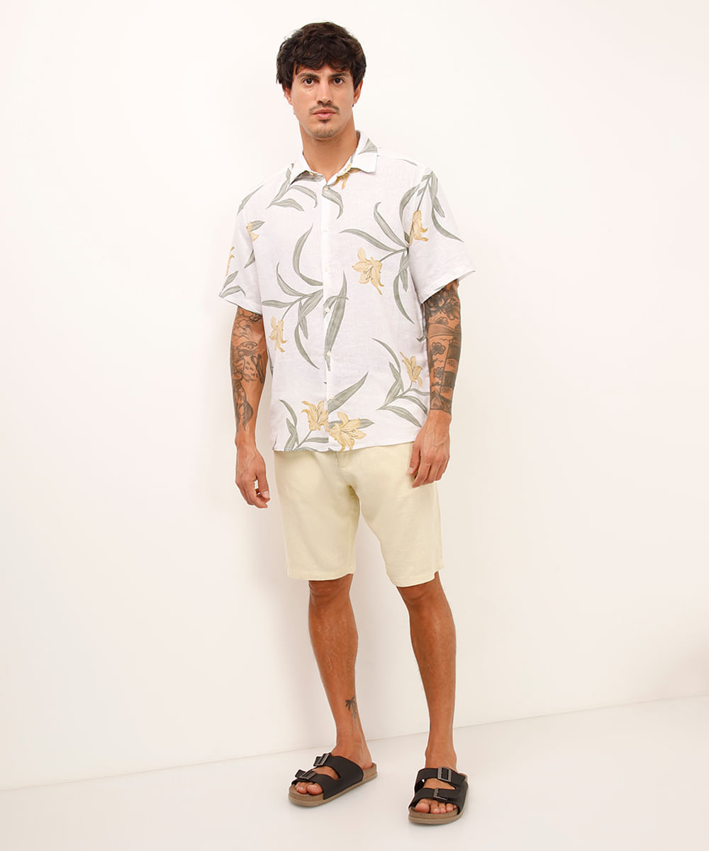 camisa comfort com linho floral off white