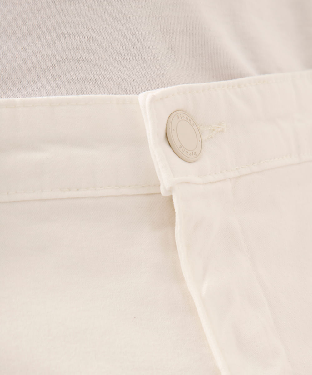 bermuda reta de sarja com bolsos chino branca