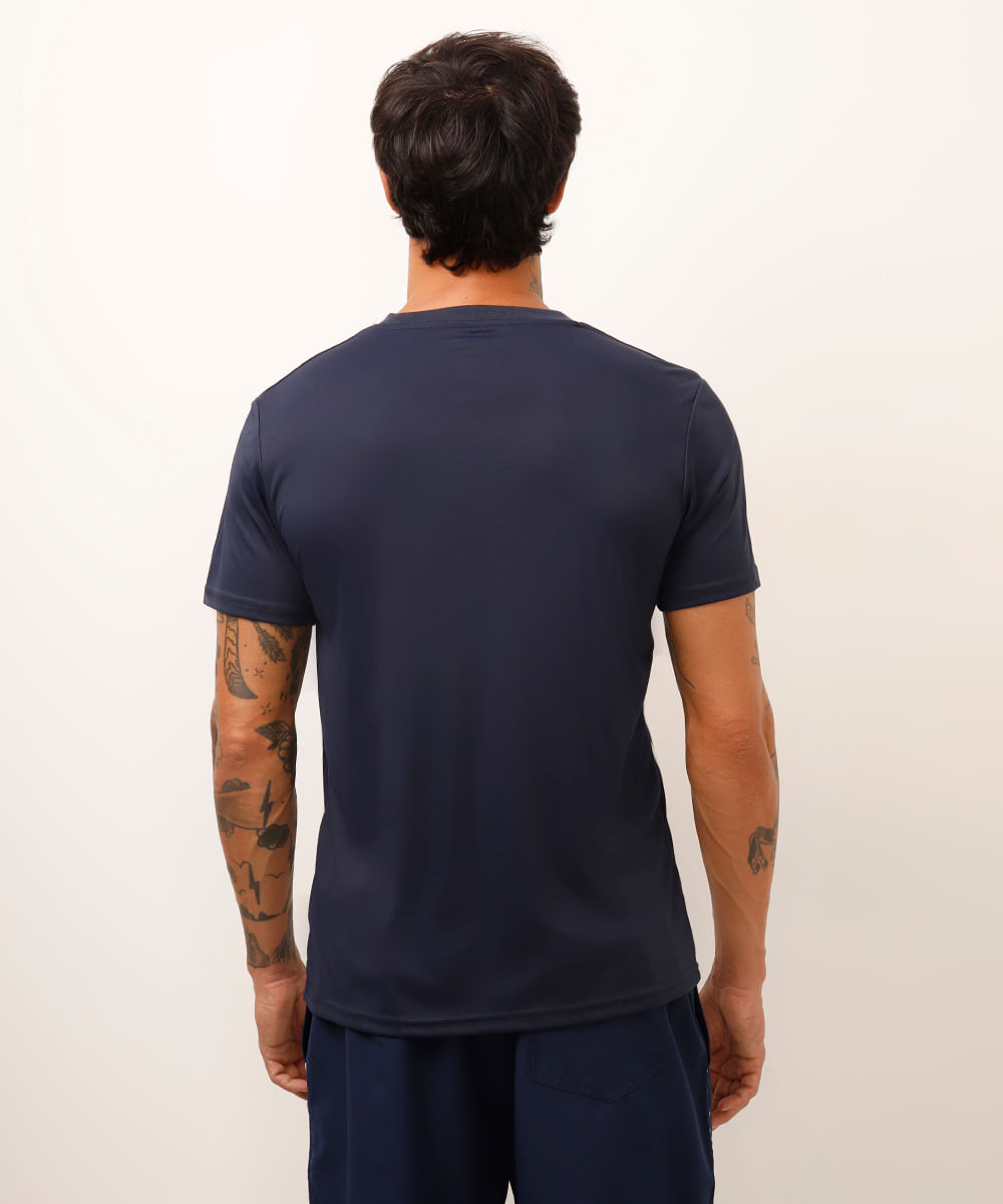 camiseta esportiva ace com listras azul
