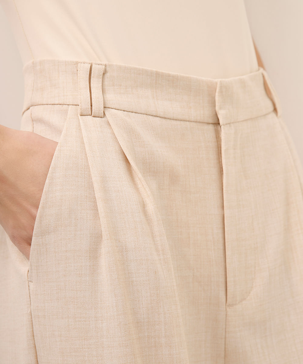 calça alfaiataria wide leg com pregas bege