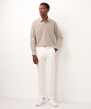 calça social slim de sarja bolso chino off white