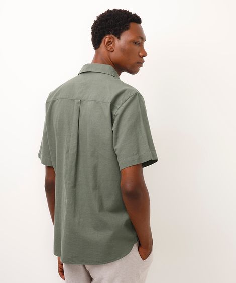 camisa comfort com linho manga curta - verde escuro