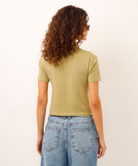 blusa básica manga curta gola alta verde claro