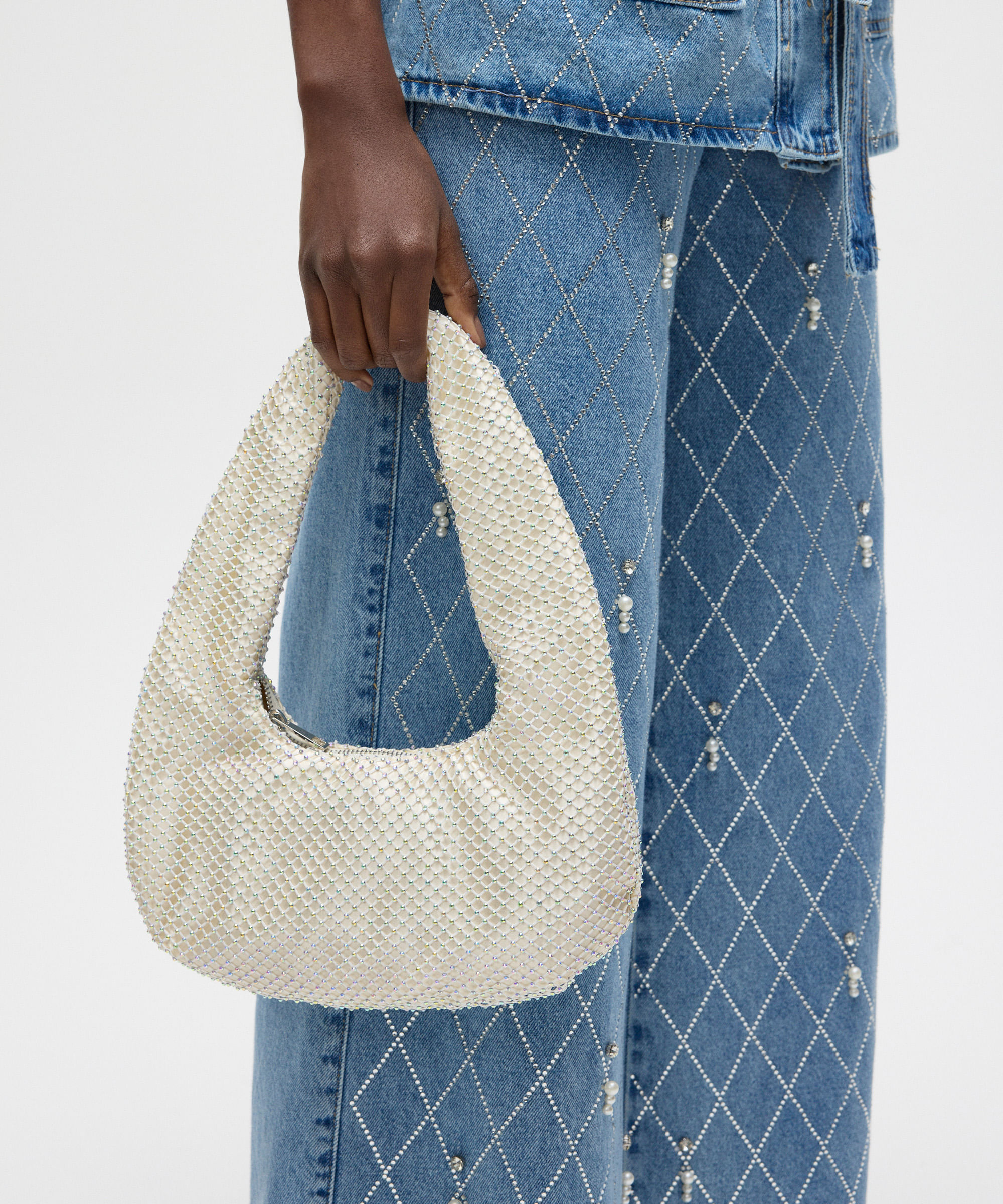 bolsa baguete com strass patbo - off white