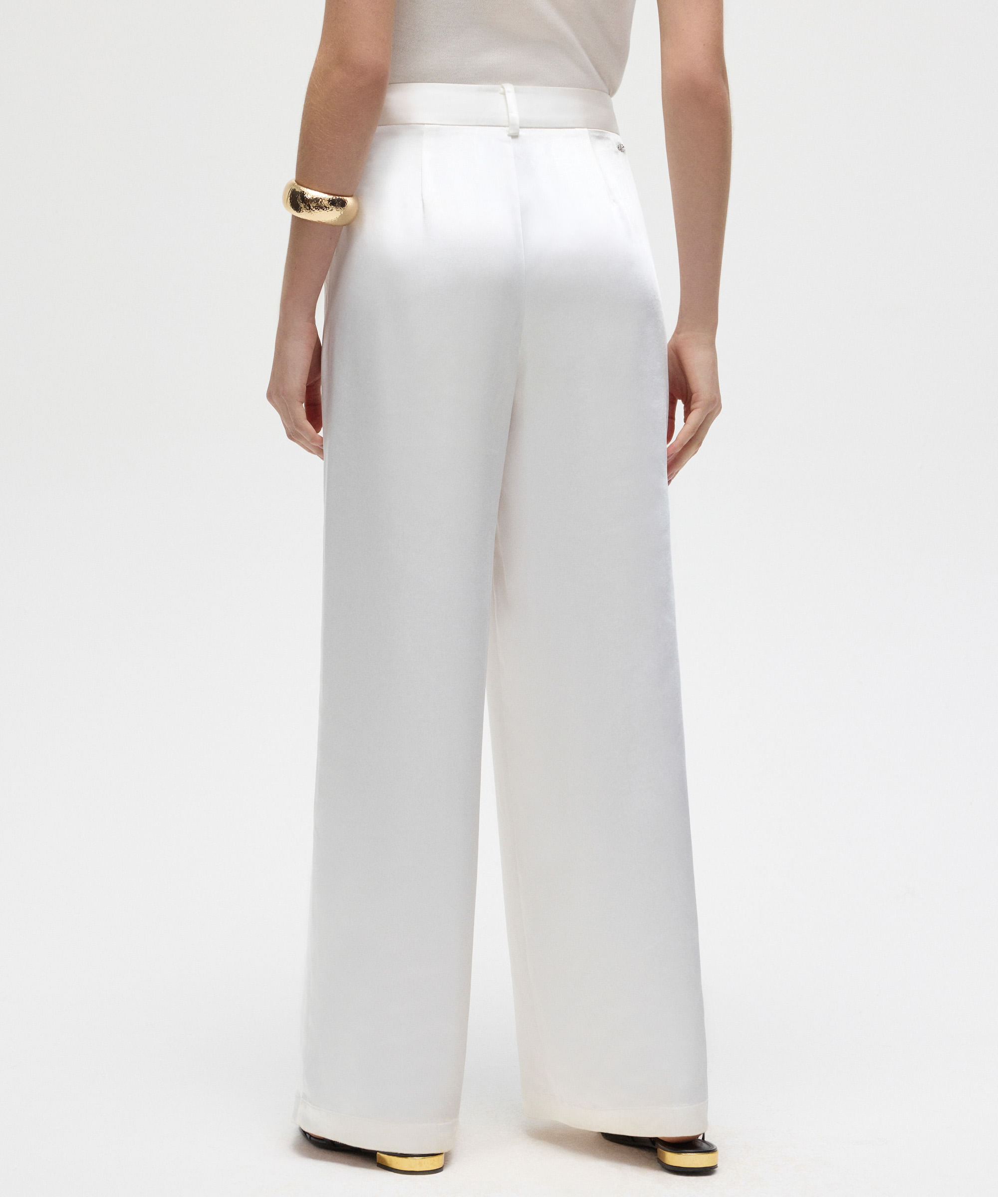 calça pantalona de alfaiataria acetinada patbo off white