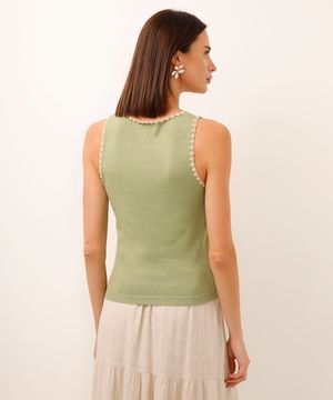 cropped de tricot com bordado verde