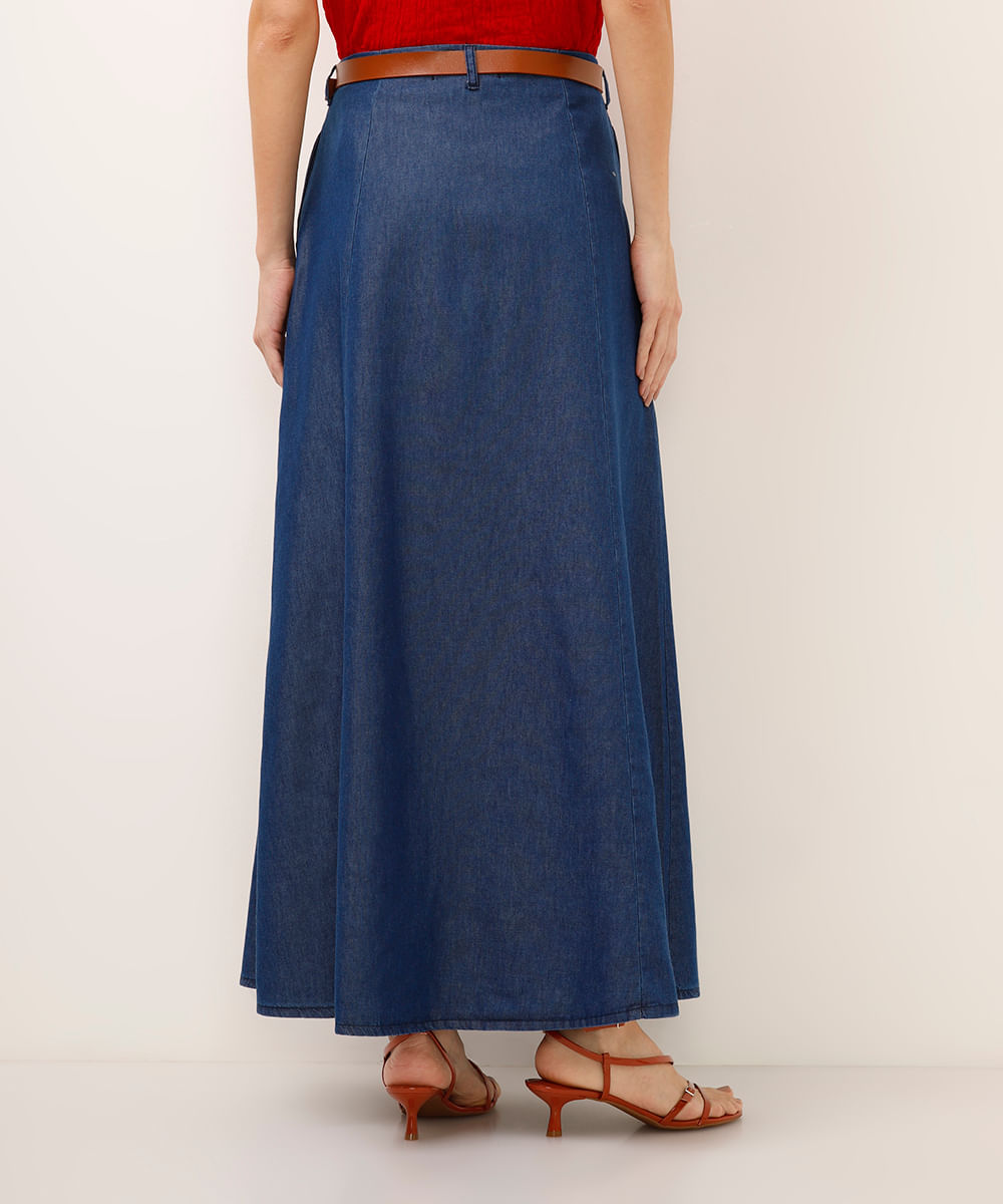 saia longa evasê jeans com cinto azul