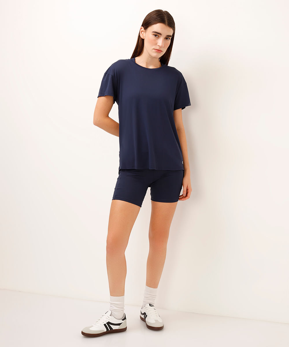 camiseta esportiva ace com recorte azul
