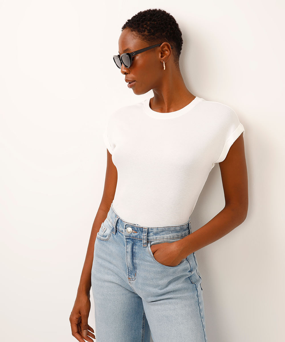 blusa de viscose canelada off white