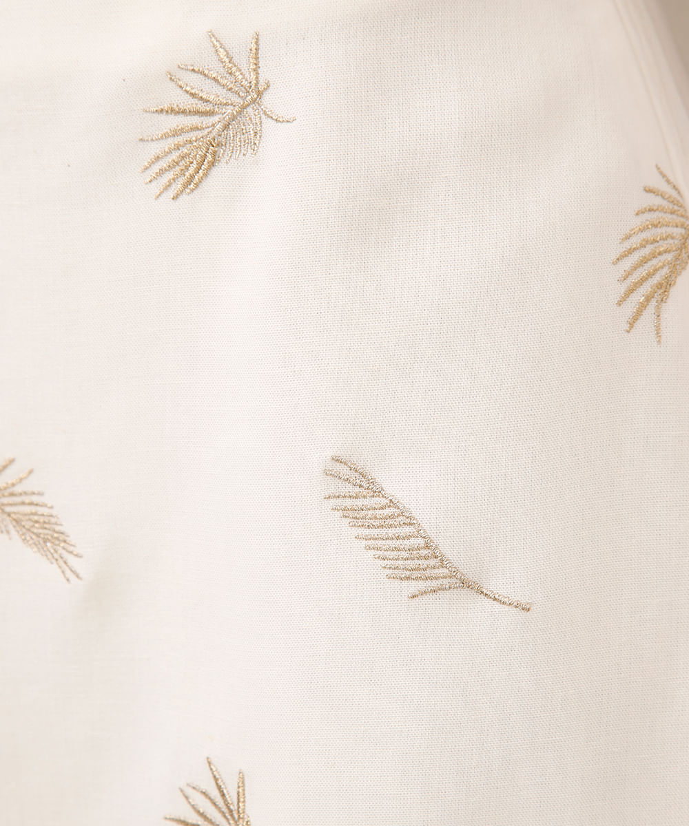 short saia com linho bordado folhagens off white