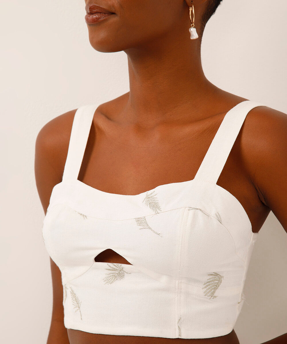 cropped com linho bordado folhagens off white