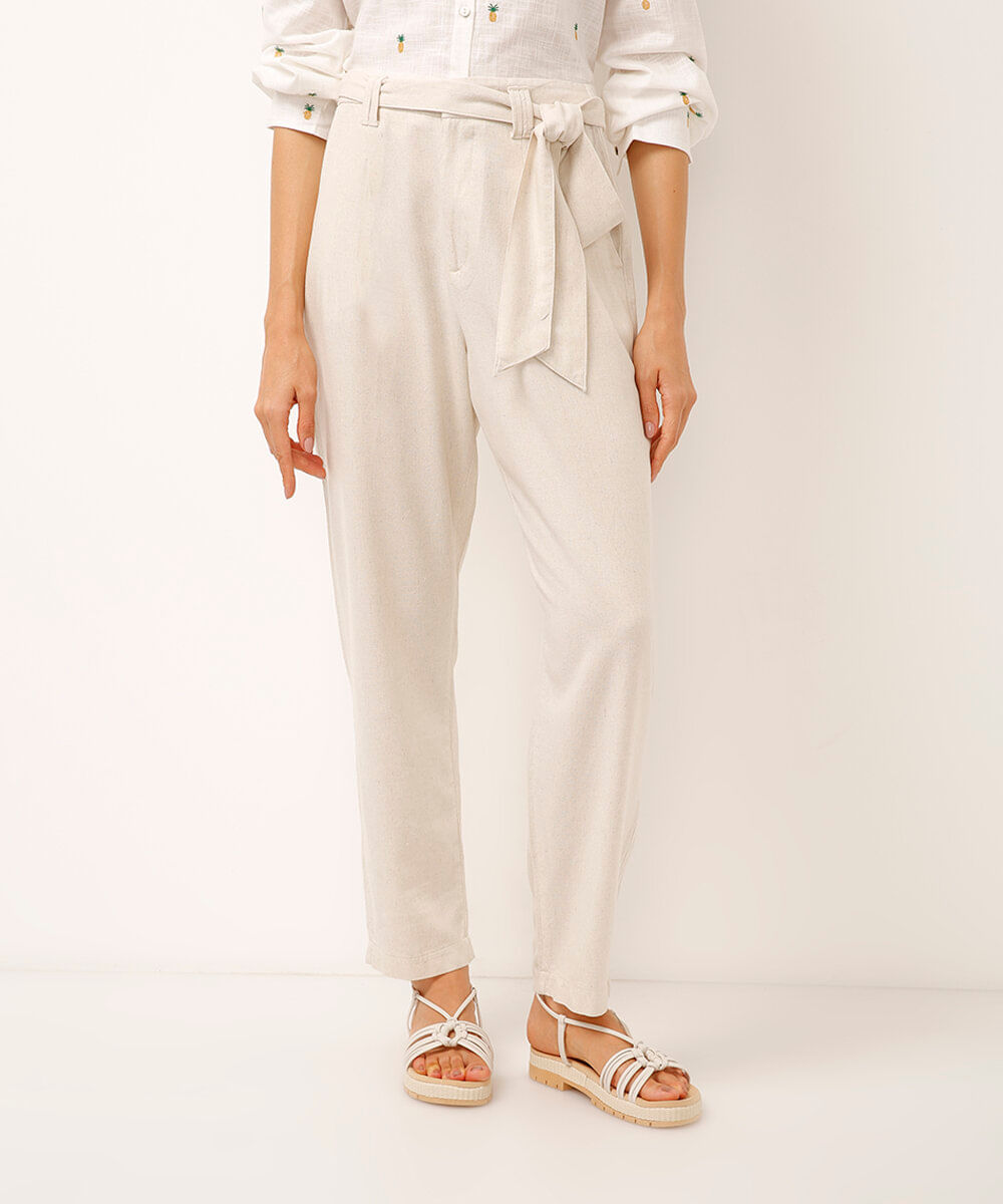 calça de alfaiataria com linho bege