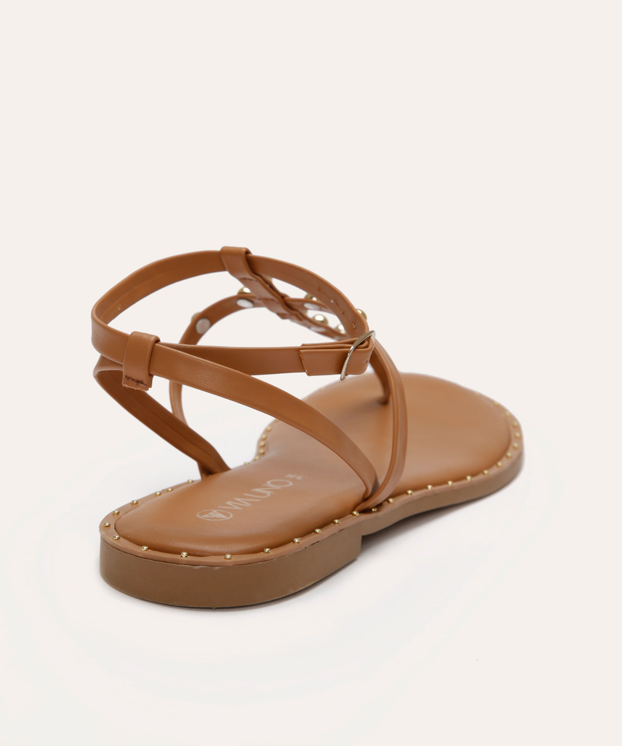 rasteirinha com tachas via uno marrom