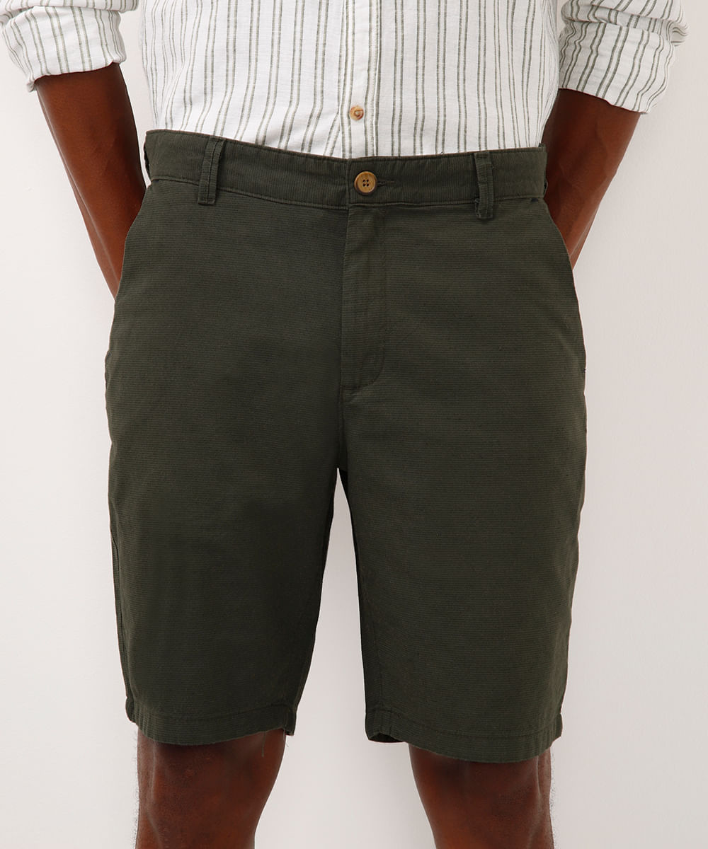 bermuda de alfaiataria com linho verde